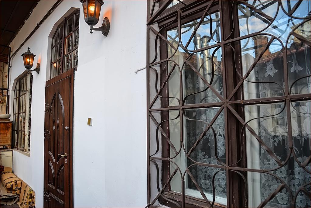 Vip-Apartments Angel Palas Chernivtsi Exterior photo